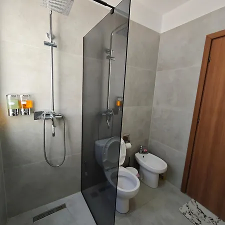 E&e Mali I Robit Appartement *